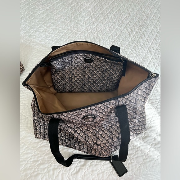 Coach-Ocelot Weekender Gunmetal Snake print Packable Totes/pouches (4) Piece Set - Picture 5 of 16